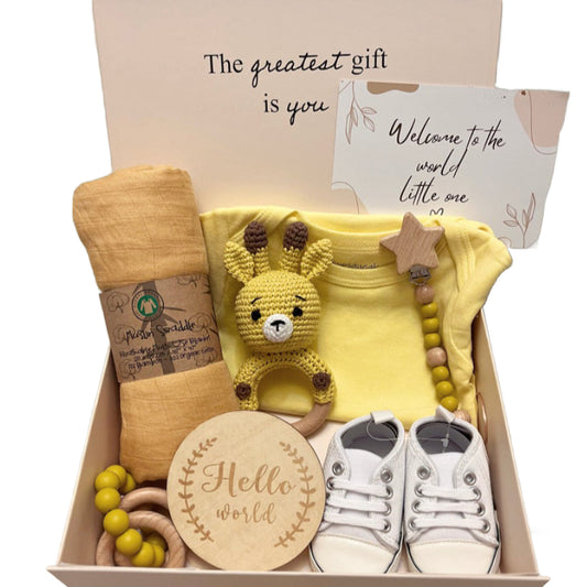 Yellow Giraffe Baby Gift Hamper